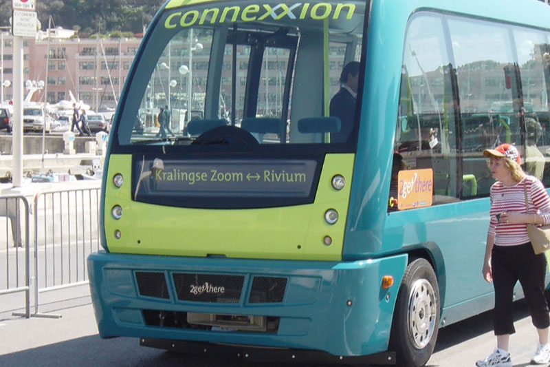Demonstrations:Driverless Buses in Mixed Traffic (2003-2004)